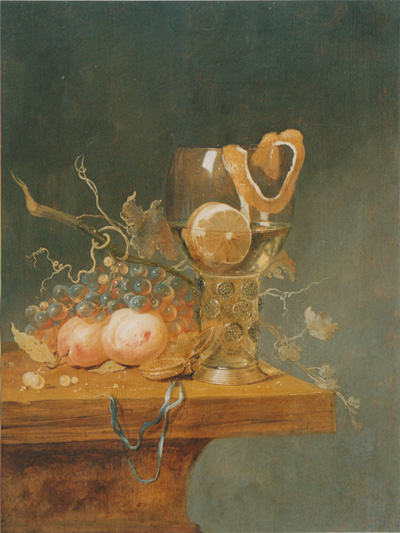 Stilleben mit verschiedenen Fruchten, einem groben Romerglas und einer Uhr auf einer Tischkante